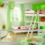 Светло зелен интериор с бели мебели