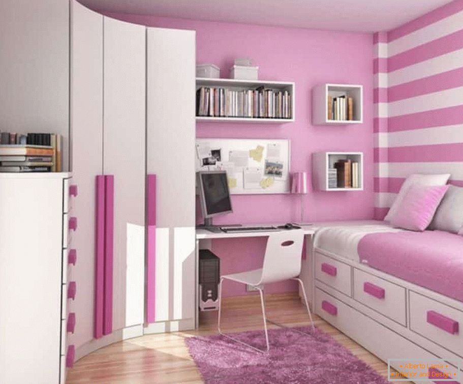 Розова и бяла стая за момичета