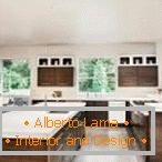Светъл интериор с тъмни кухненски мебели