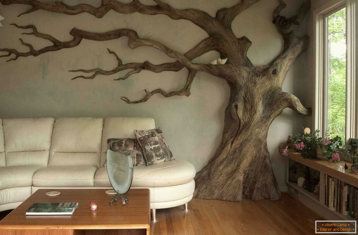 Дърво във вътрешността на стаята