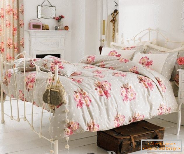 Спалня в деликатни цветове