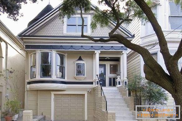 Полиуретанова фасадна мазилка - снимка на красива къща