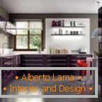 Дизайн на голяма сиво-лилава кухня
