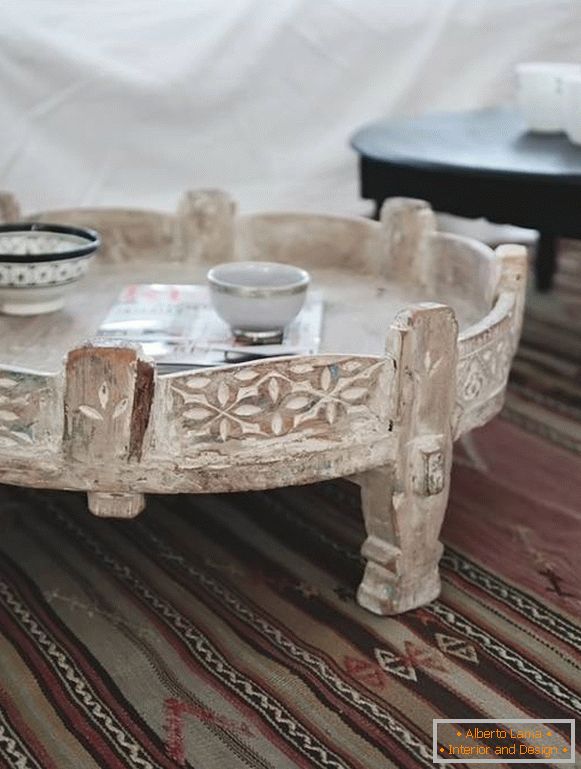 маса в марокански стил