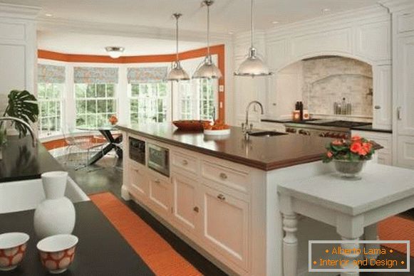 Acker кухня в оранжев цвят