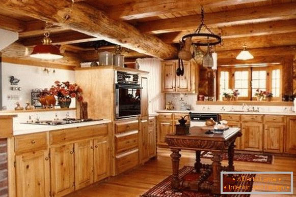 Интериор на кухнята на дървена къща - снимка от дърво