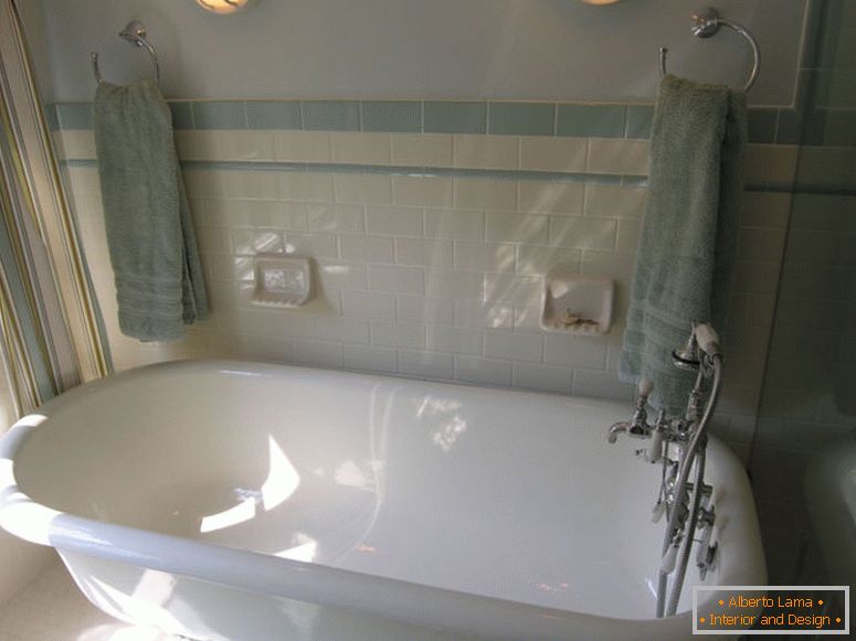 сладко-баня-традиционен бял Clawfoot-вана-в-малки бани-дизайн-идеи изображения-на-свеж по-интериор-2017-баня-етаж-плочки-идеи-традиционен