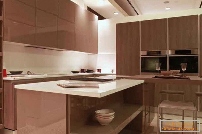 Практична, функционална и в същото време уютна кухня в стила на Арт Нуво е мечтата на всяка домакиня.