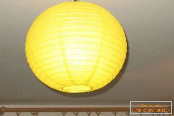 Китайски хартиен фенер - таванска светлина със собствени ръце