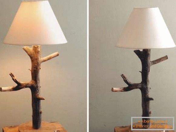 Домашна лампа от дърво - снимка