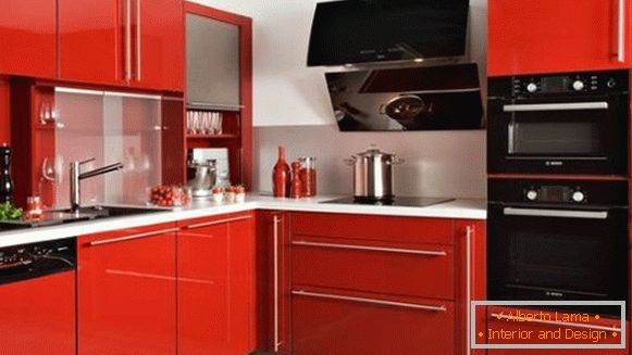 Червена черна кухня снимка 27