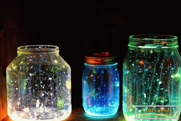 Идеи за къщата със собствени ръце - снимка на флуоресцентен декор