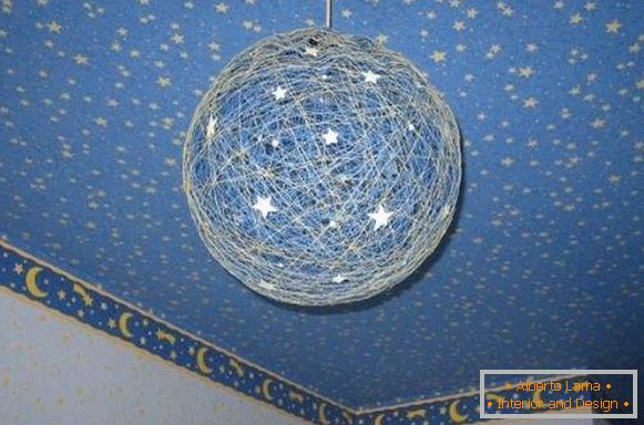 Идеи за декориране на къща със собствените си ръце - топка от нишки като лампа