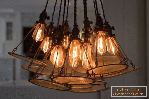 Лампата на Едисон - снимка близо