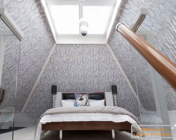 Дизайн на спалнята на тавана