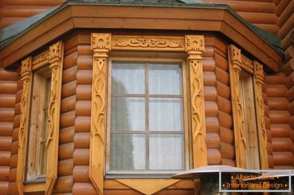 Издълбани платна за прозорци в дървена къща, снимка 14