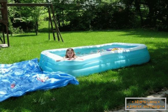 Малък детски басейн - снимка на надуваем басейн