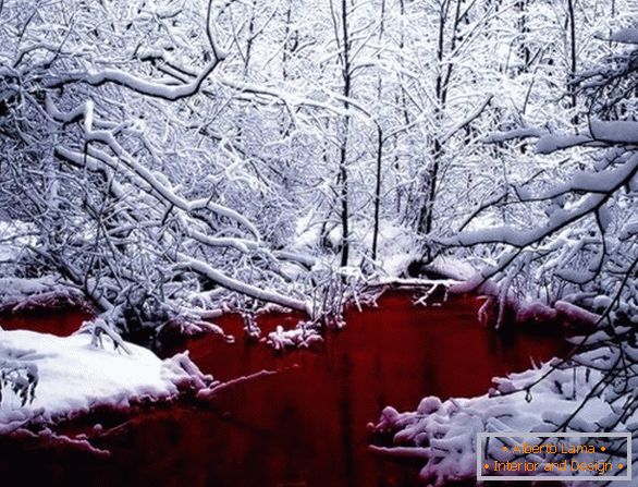 Червено езеро в Канада