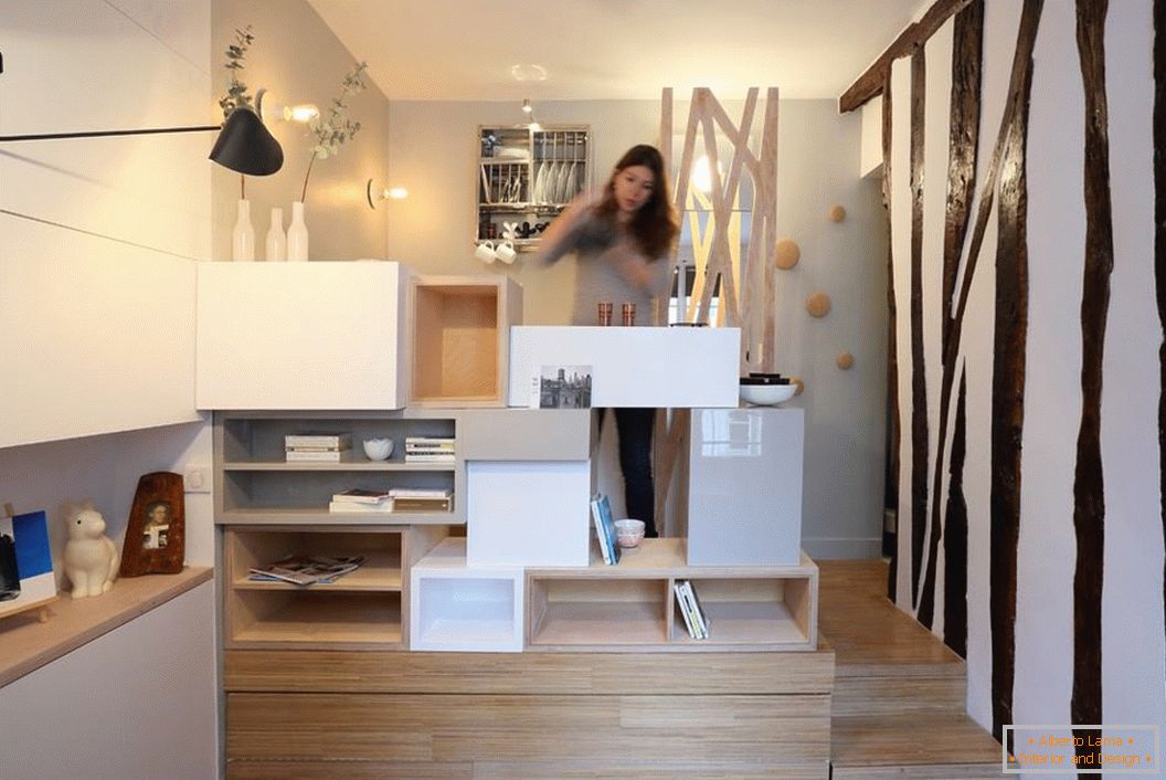 Интериор на стилен малък студио апартамент