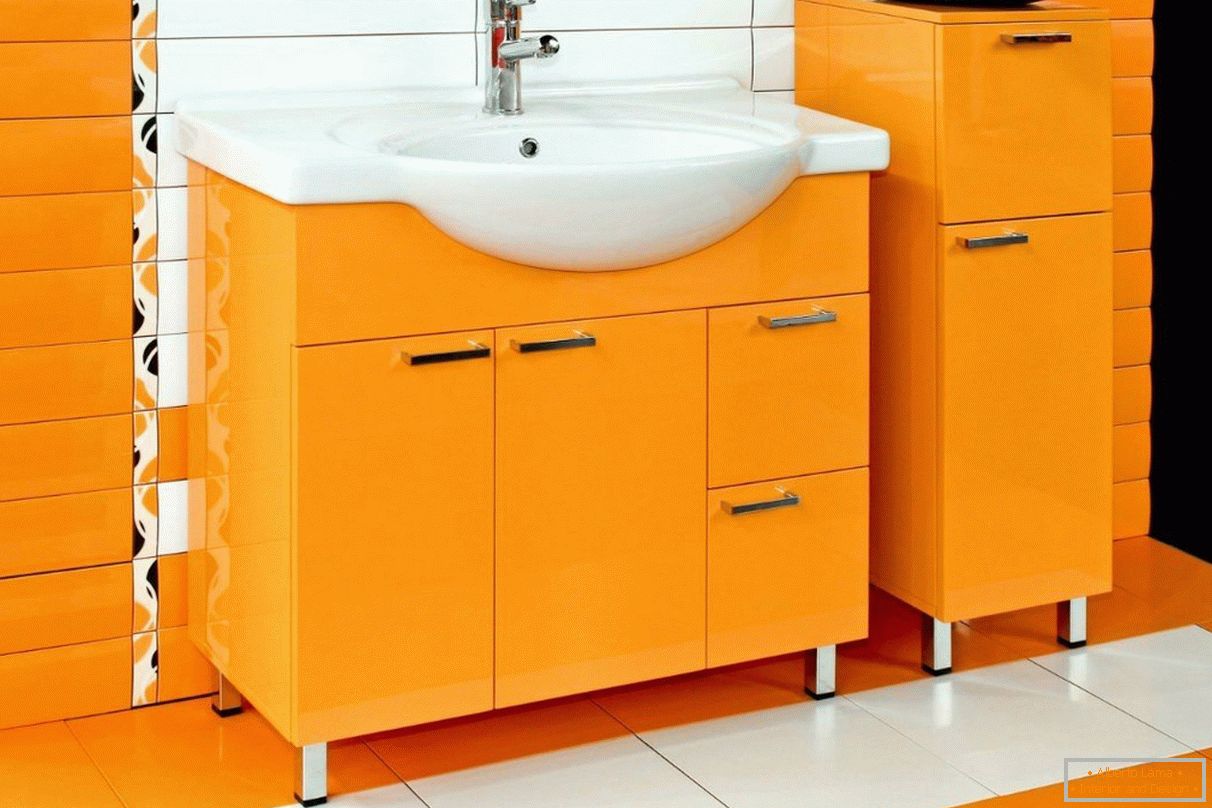 Мебель в цвете оранж