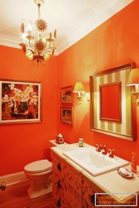 Orange тоалетна