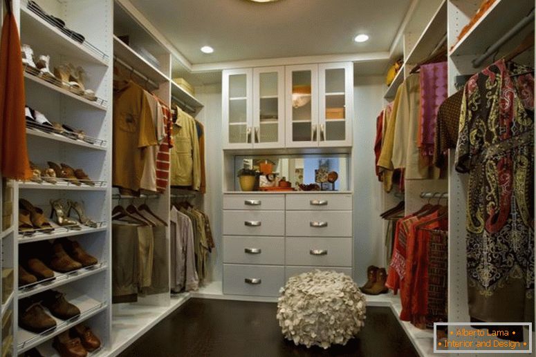 Оформлението на съблекалнята - снимки на най-добрите