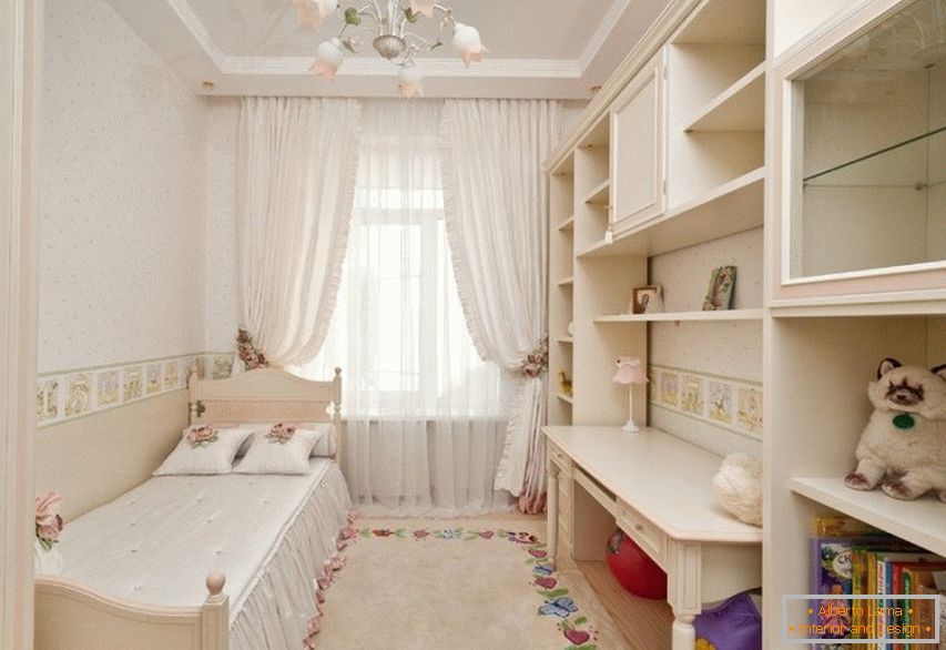 Леки мебели в тясна детска стая