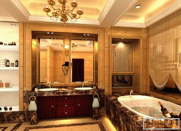 Огромна баня в стила на империята е изкусно украсена с малки декоративни детайли. В съответствие с изискванията на стил, стелажи стелажи, стенни лампи, завеса от лека кърпа на прозореца са избрани.