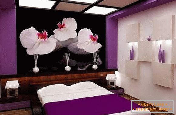Ясен лилав цвят и тапет в дизайна на спалнята
