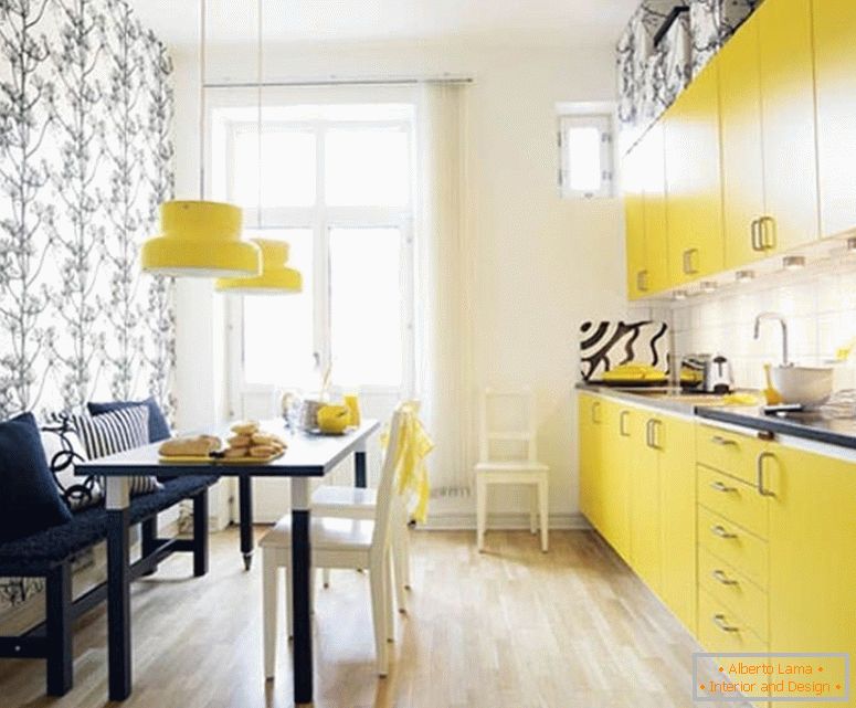 Кухня в жълт цвят