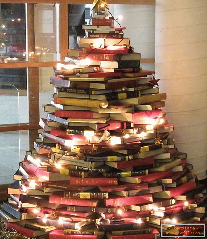 Новогодишния интериор от книгите