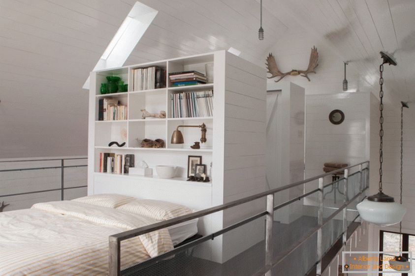Необичайно таванско помещение, дизайн на спалнята