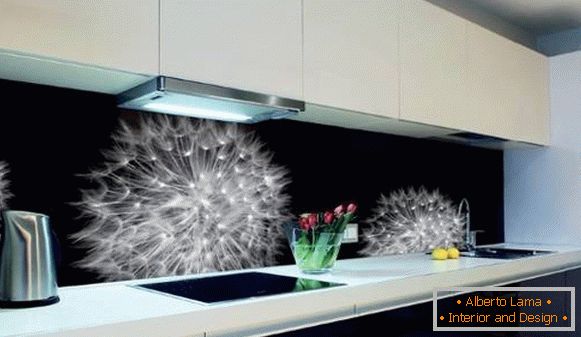 Престилки за кухня от стъкло - фотопечат в интериора