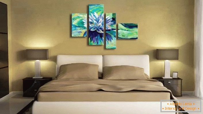 Модулна картина без рамки - интересно решение за спалня в модерния стил. Наситените синьо-зелени нюанси на картината правят атмосферата по-ярка и стилна.