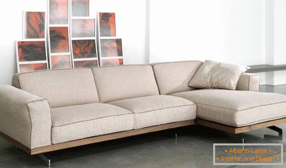 Малък ъглов диван - снимка на стилен диван