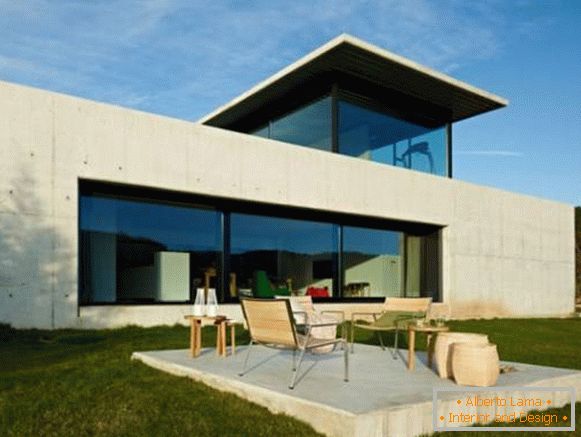 Дизайн на красива къща в Испания