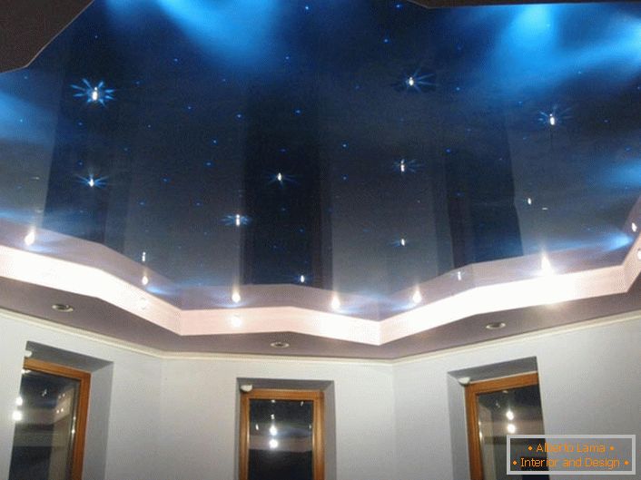 Stretch таван с имитация на звездното небе - творческо решение за дизайна на спалня или детска стая.