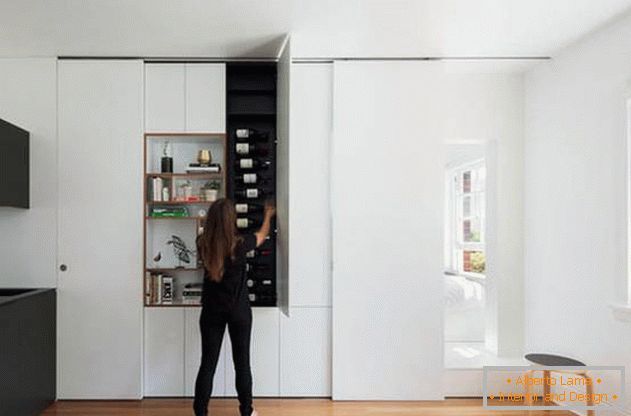 Модулна стена във вътрешността на апартамента: функционални кутии